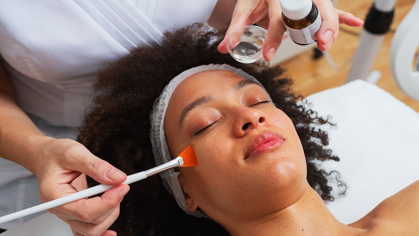 June Academy Chemical Peel training course